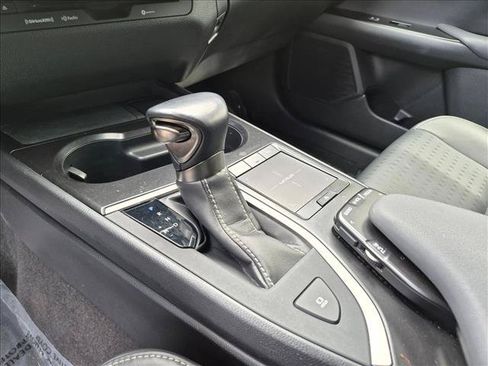 Used 2019 Lexus UX 200 w/ Accessory Package FWD image 12