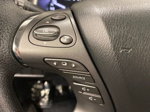 Used 2019 Nissan Murano S image 19