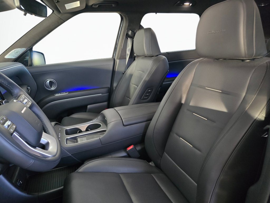 Used 2026 Hyundai Palisade Calligraphy AWD/4WD image 18