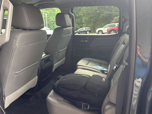 Used 2018 GMC Sierra 1500 SLT AWD/4WD image 2