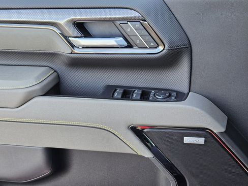 New 2026 Chevrolet Silverado 2500 ZR2 image 24