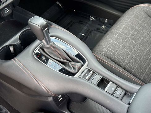 Certified 2024 Honda HR-V Sport image 22