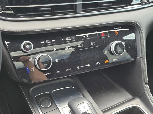 Used 2023 INFINITI QX60 Autograph w/ Cargo Package image 25
