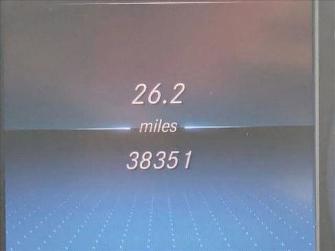 Used 2022 Mercedes-Benz GLC 300 image 11