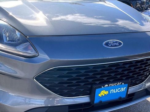 Used 2022 Ford Escape SE image 29