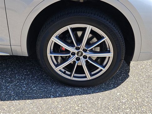 Used 2023 Audi SQ5 Premium Plus w/ Premium Plus Package image 10