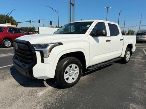 Used 2023 Toyota Tundra SR AWD/4WD image 4