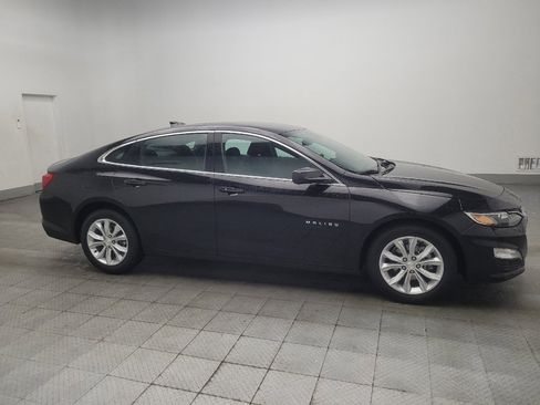 Used 2025 Chevrolet Malibu LT FWD image 11