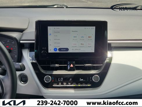 Used 2025 Toyota Corolla SE FWD image 19