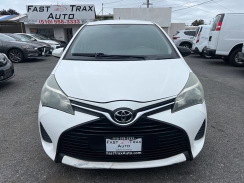 Used 2015 Toyota Yaris L FWD image 5