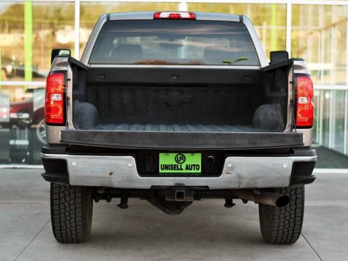 Used 2017 Chevrolet Silverado 2500 LTZ w/ Vortec Plus Package image 7