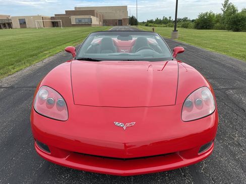 Used 2005 Chevrolet Corvette Convertible w/ Preferred Equipment Group RWD image 33