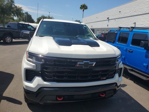 Used 2023 Chevrolet Silverado 1500 LT Trail Boss AWD/4WD image 3