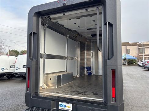 Used 2024 Chevrolet Brightdrop 600 w/ Battery Pack, Max Range image 34