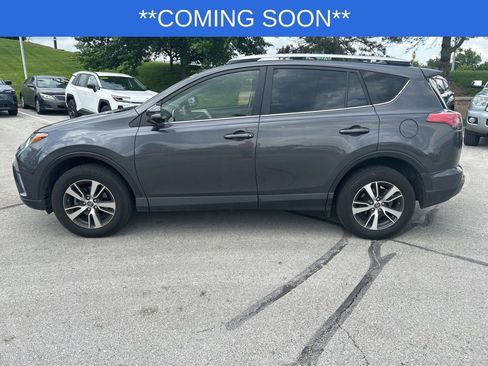 Used 2016 Toyota RAV4 XLE AWD/4WD image 8
