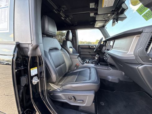 Used 2025 Ford Bronco Outer Banks image 10