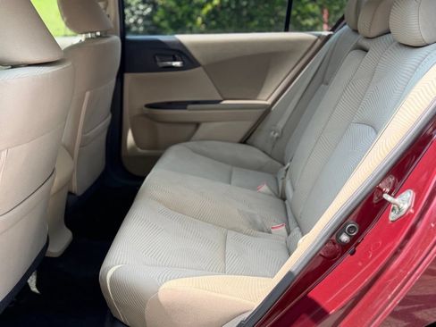 Used 2016 Honda Accord LX image 12