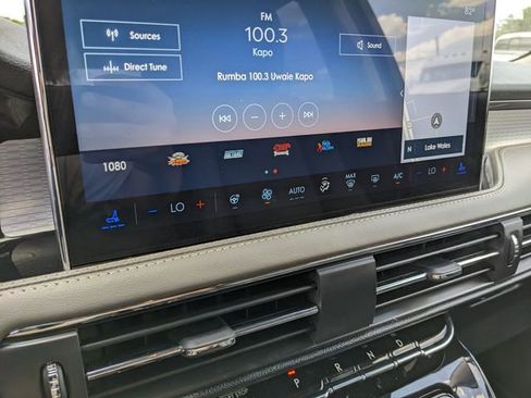 Used 2025 Lincoln Corsair AWD w/ Equipment Group 101A image 24