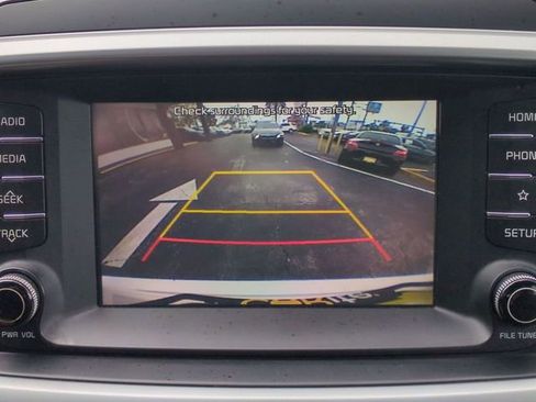 Used 2020 Kia Sorento S FWD image 17