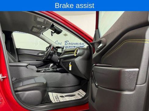 New 2026 Chevrolet Trax LT w/ Driver Confidence Package FWD image 16