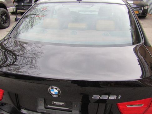 Used 2011 BMW 328i xDrive Sedan image 14