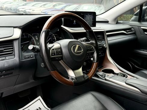 Used 2021 Lexus RX 350L FWD w/ Premium Package image 16