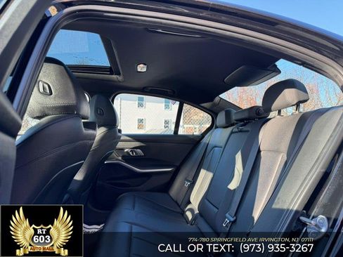 Used 2019 BMW 330i xDrive Sedan w/ Convenience Package image 7