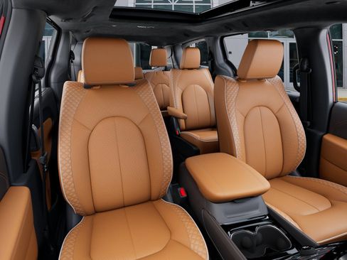 New 2026 Chrysler Pacifica Pinnacle FWD image 16