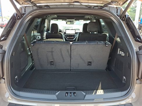 Used 2026 Ford Explorer Tremor w/ Tremor Ultimate Package AWD/4WD image 29