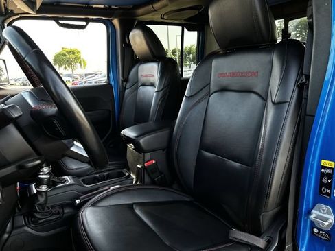 Used 2021 Jeep Gladiator Rubicon AWD/4WD image 28