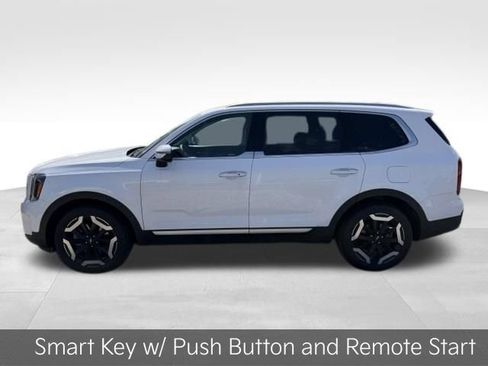 Certified 2024 Kia Telluride S w/ S Sunroof Package AWD/4WD image 4