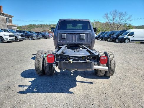 New 2026 RAM 5500 Tradesman AWD/4WD image 6