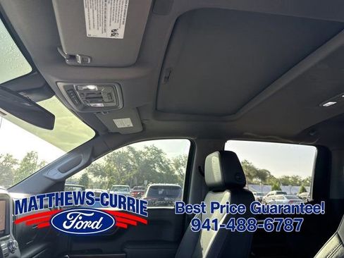 Used 2020 GMC Sierra 1500 SLT w/ SLT Premium Plus Package AWD/4WD image 11