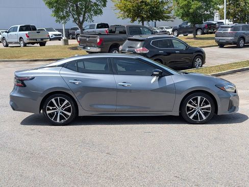 Used 2022 Nissan Maxima SV w/ Floor Mat Group image 4