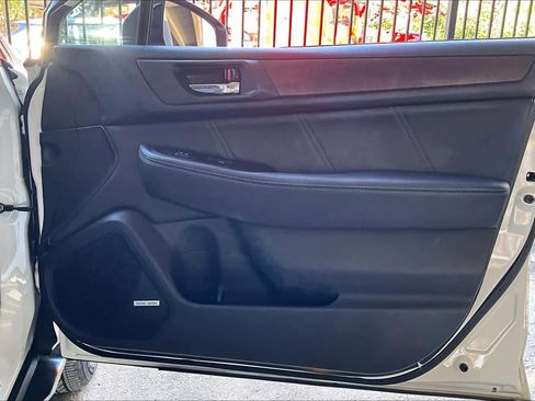 Used 2019 Subaru Outback 2.5i Limited image 22