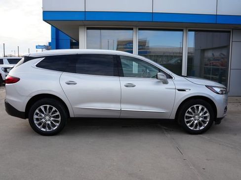 Used 2021 Buick Enclave Premium w/ Surround and Sites Package image 38