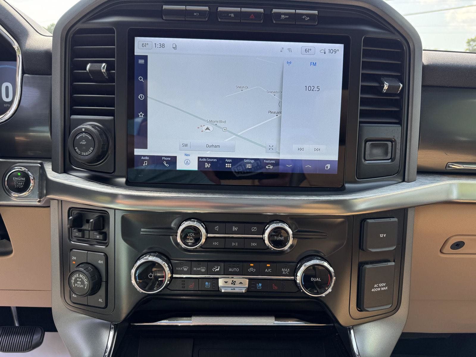 Used 2022 Ford F150 Lariat AWD/4WD image 4