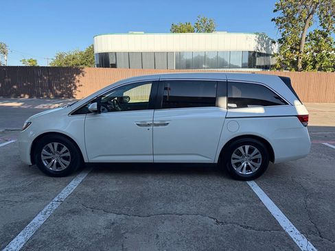 Used 2016 Honda Odyssey EX-L image 3