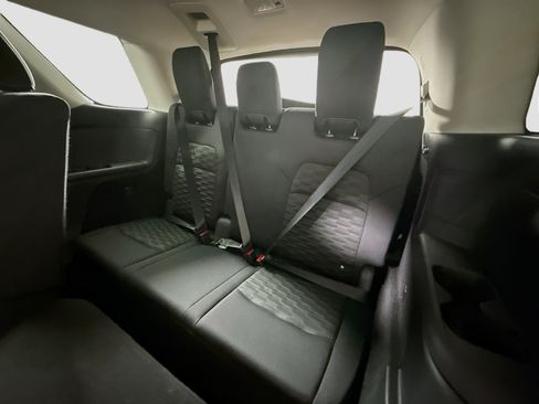 Used 2022 Nissan Pathfinder SV w/ SV Black Package FWD image 42