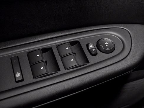 Used 2014 Chevrolet Traverse LT FWD image 21