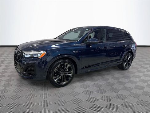 Certified 2026 Audi Q7 3.0T Premium Plus w/ Premium Plus Package AWD/4WD image 3