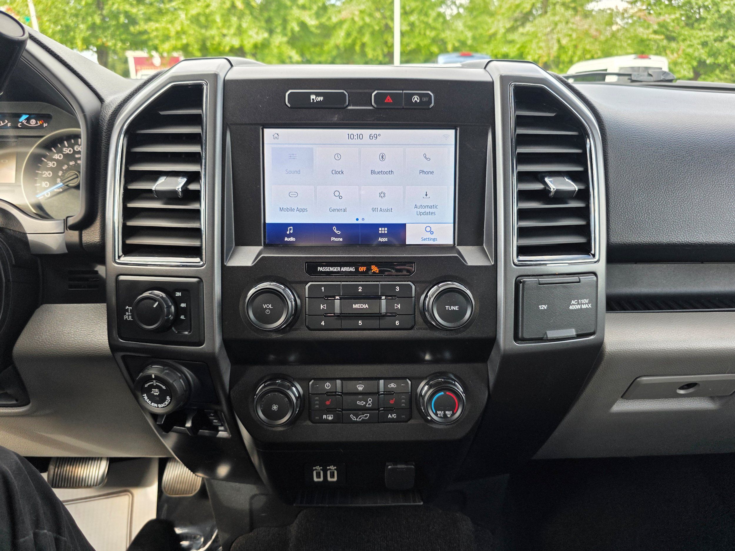 Used 2020 Ford F150 XLT w/ Equipment Group 302A Luxury AWD/4WD image 13