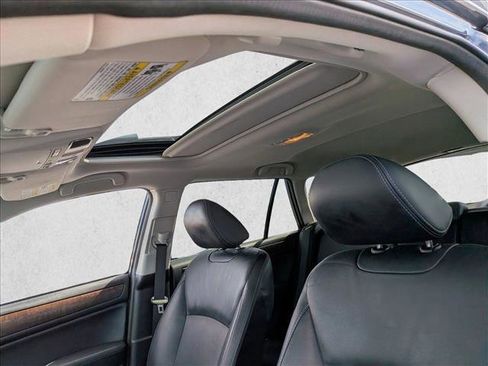 Used 2017 Subaru Outback 2.5i Limited AWD/4WD image 23