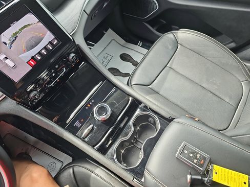 Used 2022 Jeep Grand Cherokee L Limited w/ Luxury Tech Group II AWD/4WD image 26