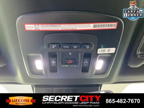 Used 2025 Toyota Camry XSE FWD image 18