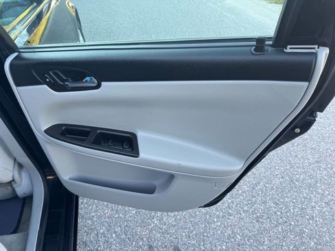 Used 2008 Chevrolet Impala LS image 23