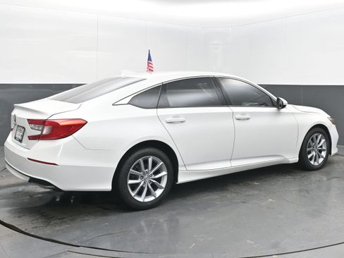 Used 2021 Honda Accord LX image 7