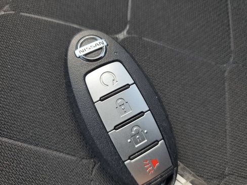 Used 2020 Nissan Kicks SV FWD image 27