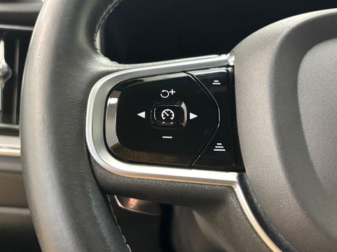Used 2019 Volvo S60 T6 R-Design AWD/4WD image 26