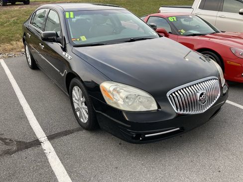 Used 2011 Buick Lucerne CXL w/ Driver Confidence Package FWD image 1